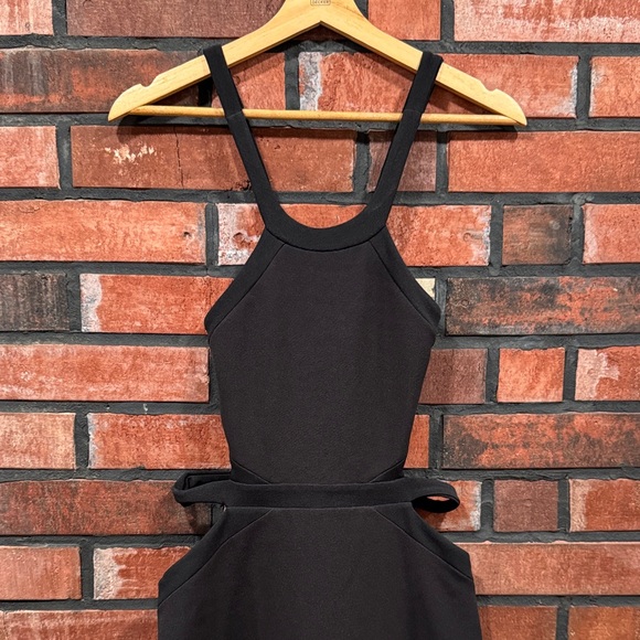 Nooki black cutout Dress - Picture 6 of 11
